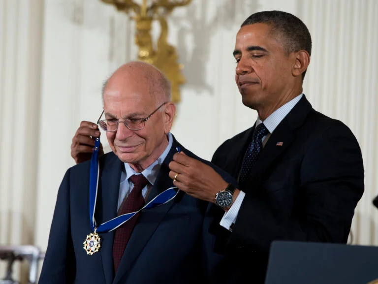 President Barack Obama awards Daniel Kahneman the Presidential Medal of Freedom